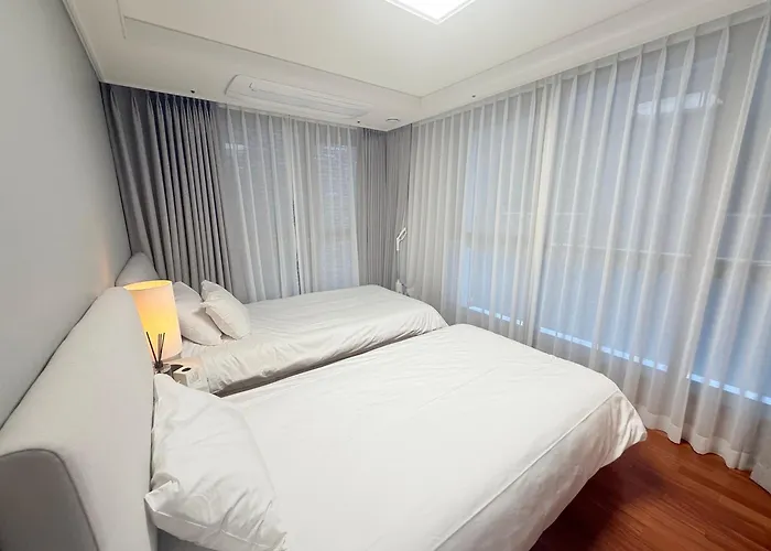 Appartement 강남 서초 3 2룸 침대 3개 퀸1 싱글 2 패밀리스위트 풀옵션 Km House Séoul