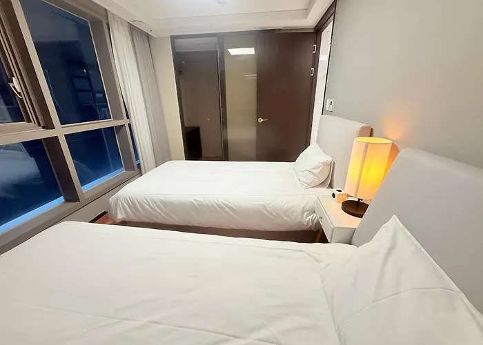 강남 서초 3 2룸 침대 3개 퀸1 싱글 2 패밀리스위트 풀옵션 Km House *