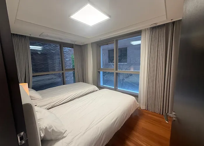 Km House 3 2Br, 3Beds Q1 S2, Family Suite 강남 서초 公寓