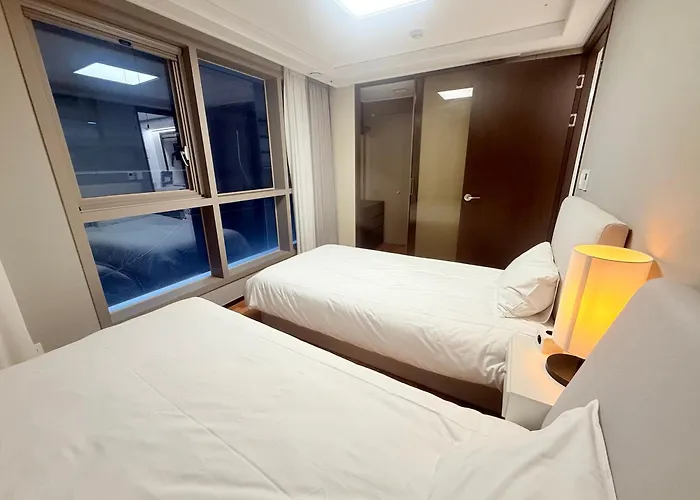 Km House 3 2Br, 3Beds Q1 S2, Family Suite 강남 서초 首爾